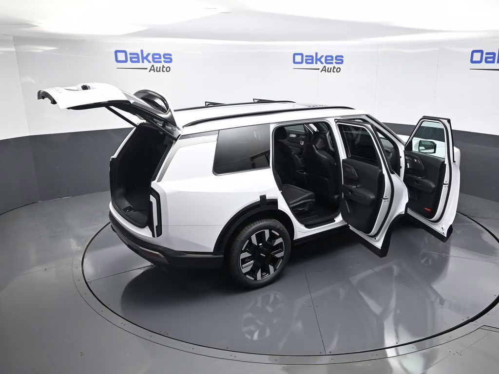 2027 Glacial White Pearl Kia Telluride S FWD SUV