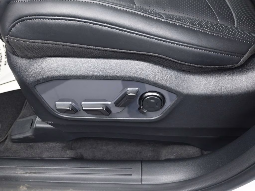 2027 Glacial White Pearl Kia Telluride X-Pro SX-Prestige AWD SUV