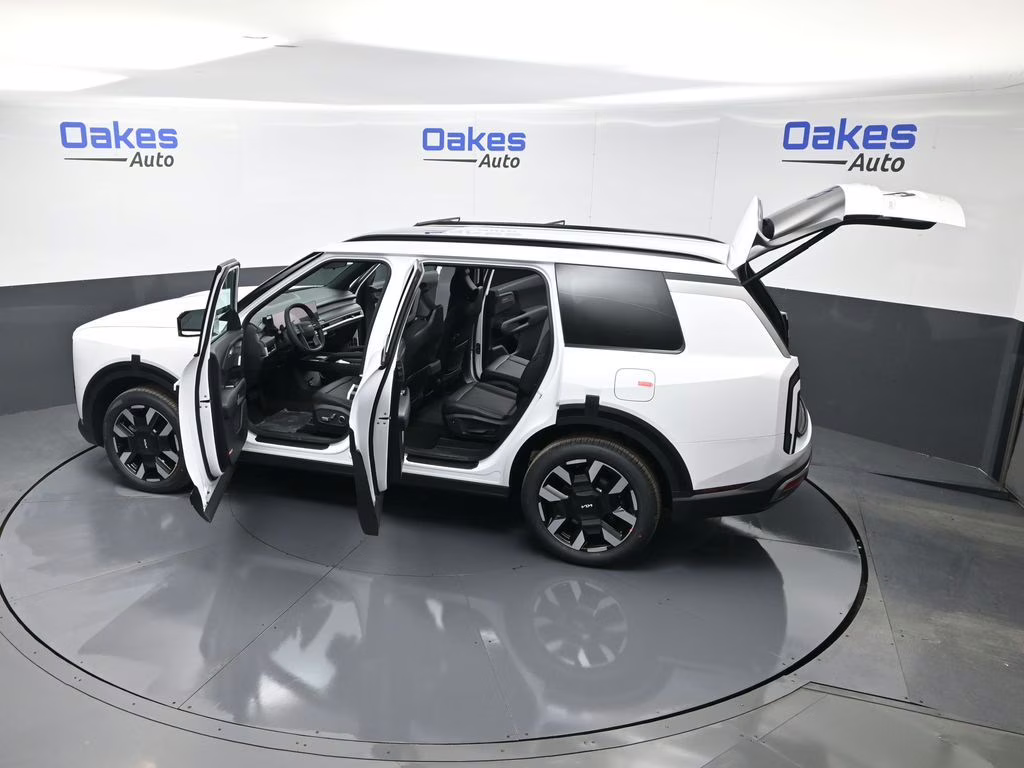 2027 Glacial White Pearl Kia Telluride S FWD SUV