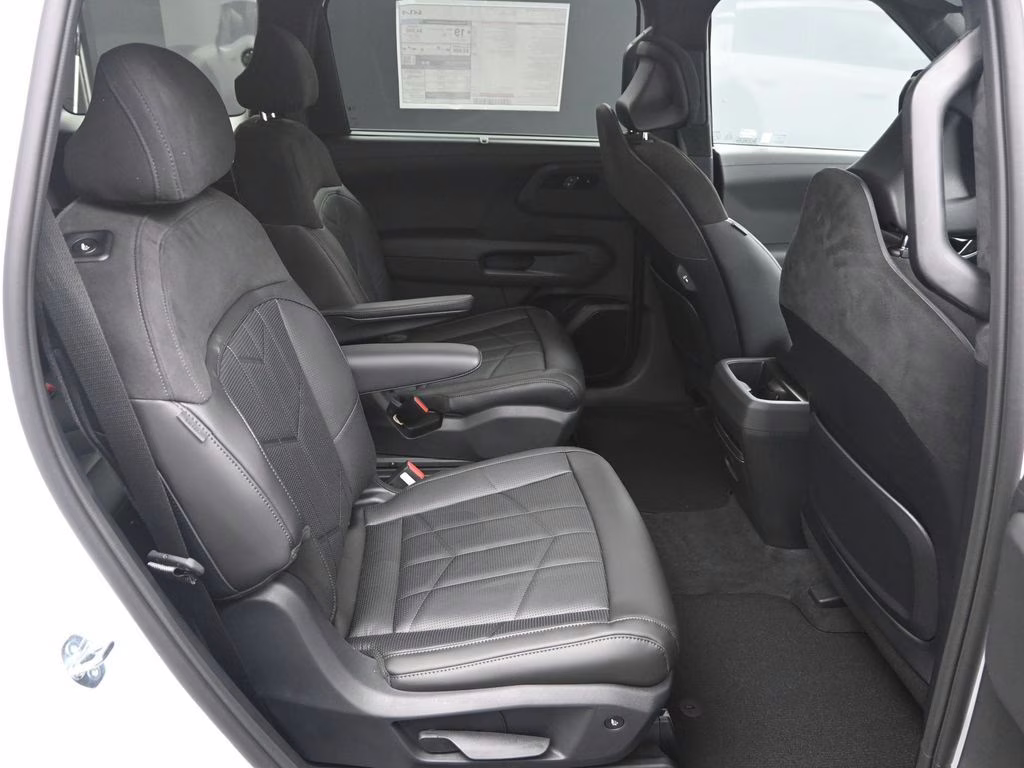 2027 Glacial White Pearl Kia Telluride X-Pro SX-Prestige AWD SUV