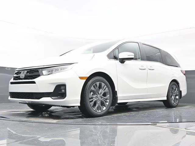 2026 Platinum White Pearl Honda Odyssey Touring FWD Van