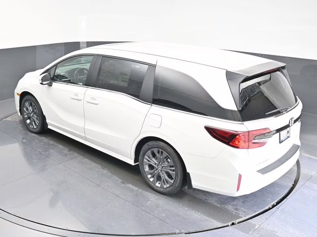 2026 Platinum White Pearl Honda Odyssey Touring FWD Van