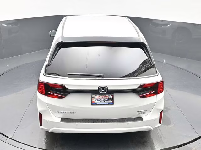 2026 Platinum White Pearl Honda Odyssey Touring FWD Van