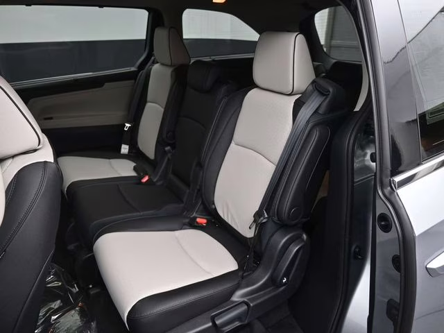 2026 Solar Silver Metallic Honda Odyssey Elite FWD Van