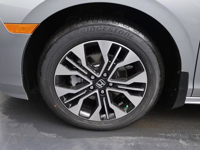 2026 Solar Silver Metallic Honda Odyssey Elite FWD Van