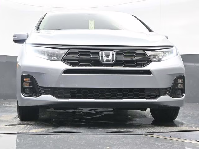 2026 Solar Silver Metallic Honda Odyssey Elite FWD Van