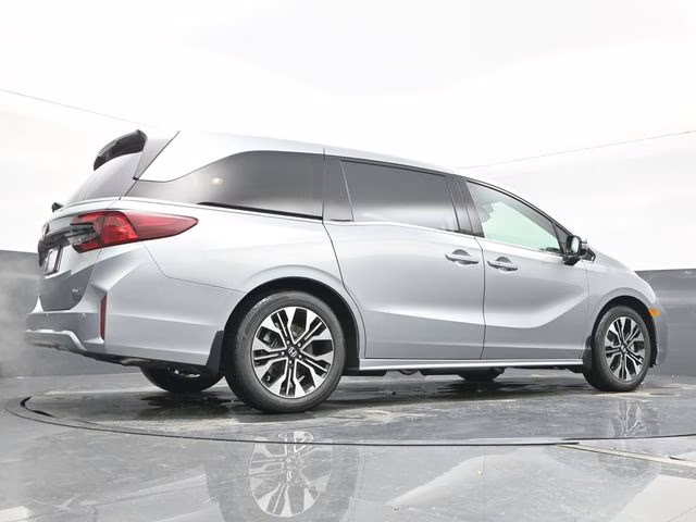 2026 Solar Silver Metallic Honda Odyssey Elite FWD Van