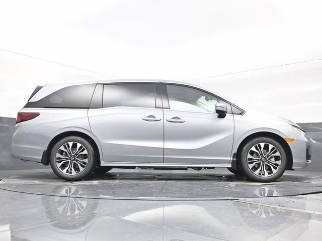 2026 Solar Silver Metallic Honda Odyssey Elite FWD Van