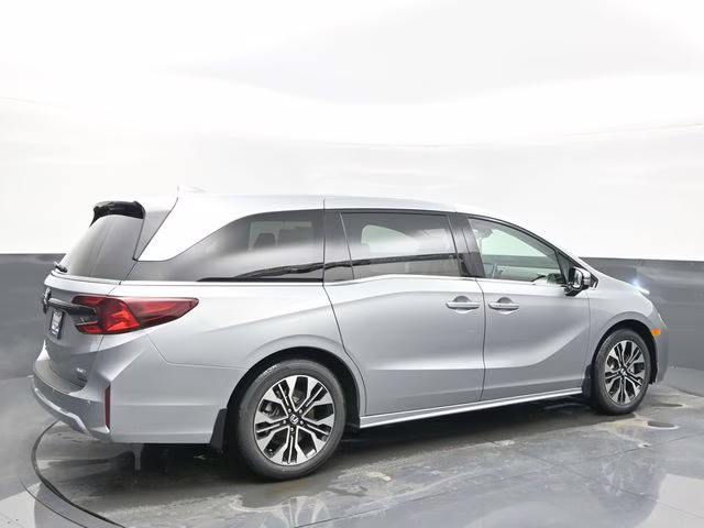 2026 Solar Silver Metallic Honda Odyssey Elite FWD Van
