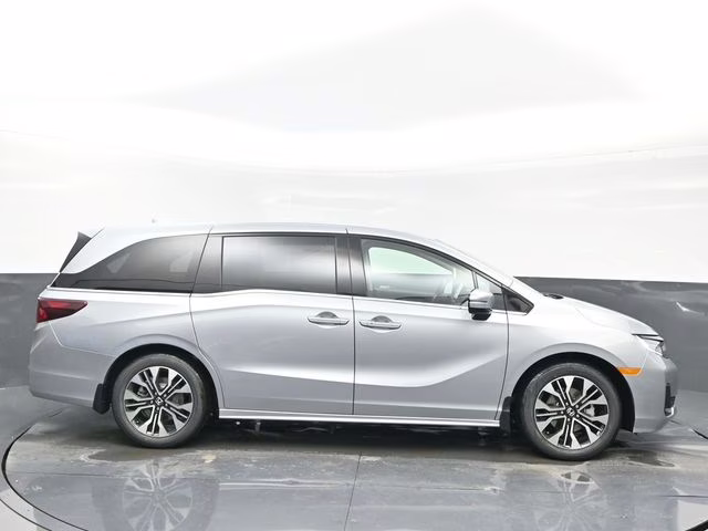 2026 Solar Silver Metallic Honda Odyssey Elite FWD Van