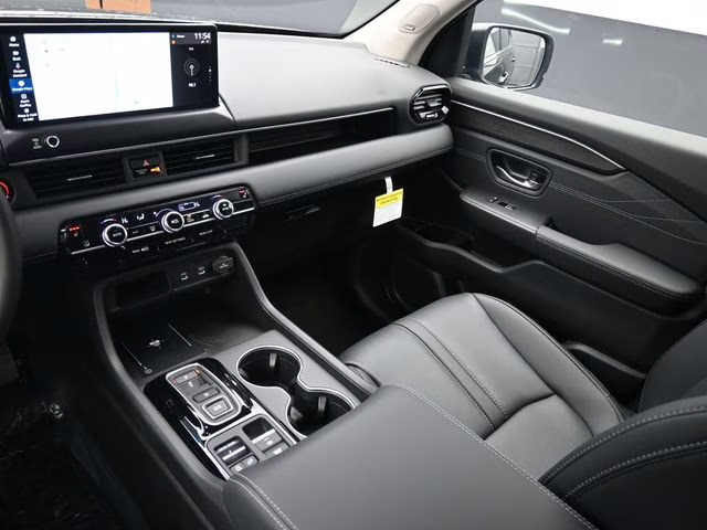 2026 Crystal Black Pearl Honda Pilot Touring AWD SUV