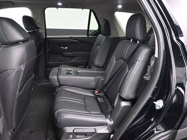 2026 Crystal Black Pearl Honda Pilot Touring AWD SUV