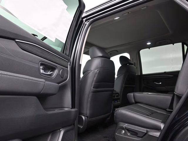 2026 Crystal Black Pearl Honda Pilot Touring AWD SUV