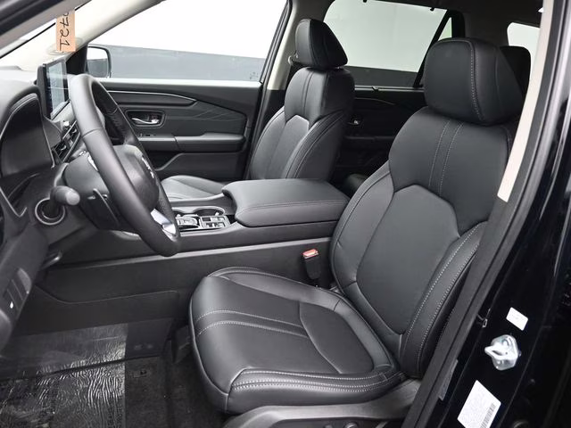 2026 Crystal Black Pearl Honda Pilot Touring AWD SUV