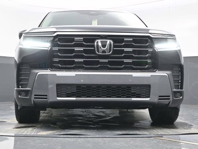 2026 Crystal Black Pearl Honda Pilot Touring AWD SUV