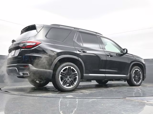 2026 Crystal Black Pearl Honda Pilot Touring AWD SUV