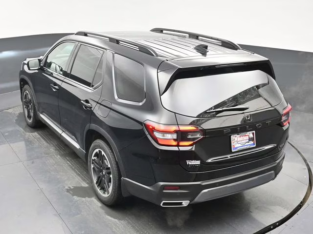 2026 Crystal Black Pearl Honda Pilot Touring AWD SUV