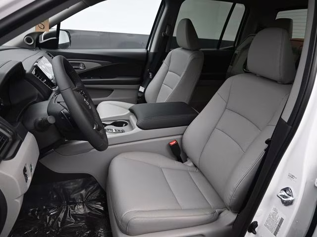 2026 Platinum White Pearl Honda Ridgeline RTL AWD Truck