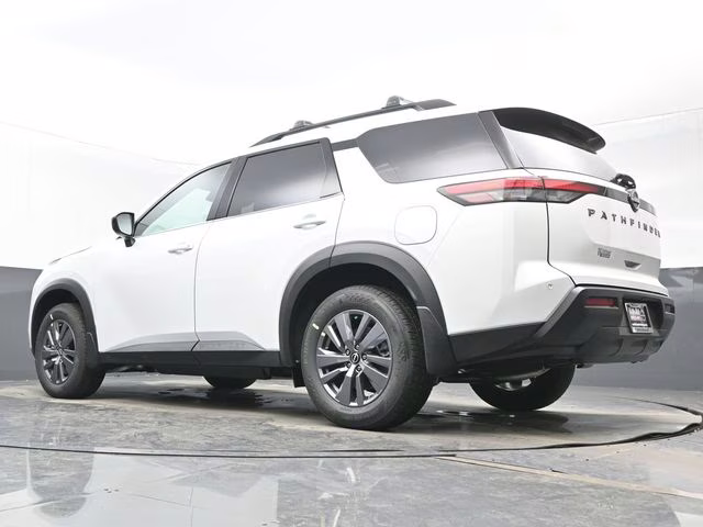 2026 Everest White Pearl Tricoat Nissan Pathfinder SV FWD SUV