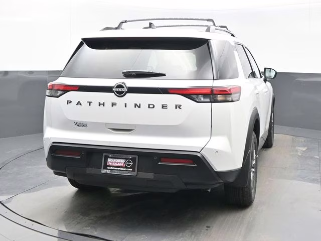 2026 Everest White Pearl Tricoat Nissan Pathfinder SV FWD SUV