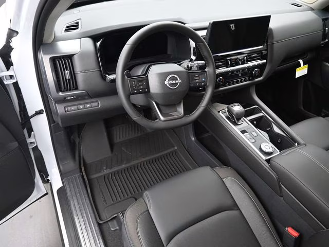 2026 Everest White Pearl Tricoat Nissan Pathfinder SL 4X4 SUV