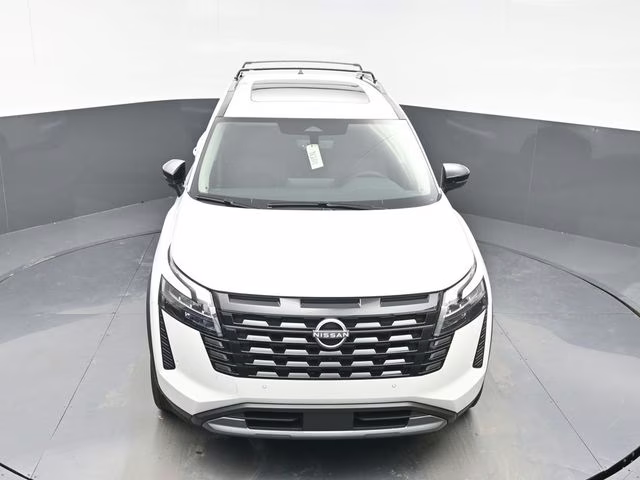 2026 Everest White Pearl Tricoat Nissan Pathfinder SL 4X4 SUV