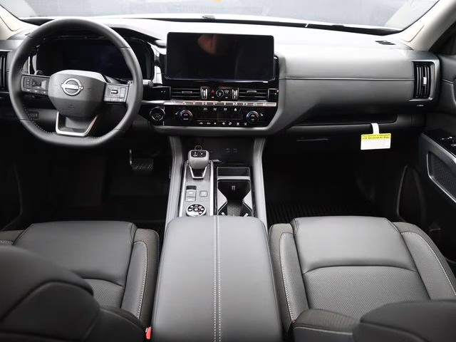 2026 Everest White Pearl Tricoat Nissan Pathfinder SL 4X4 SUV