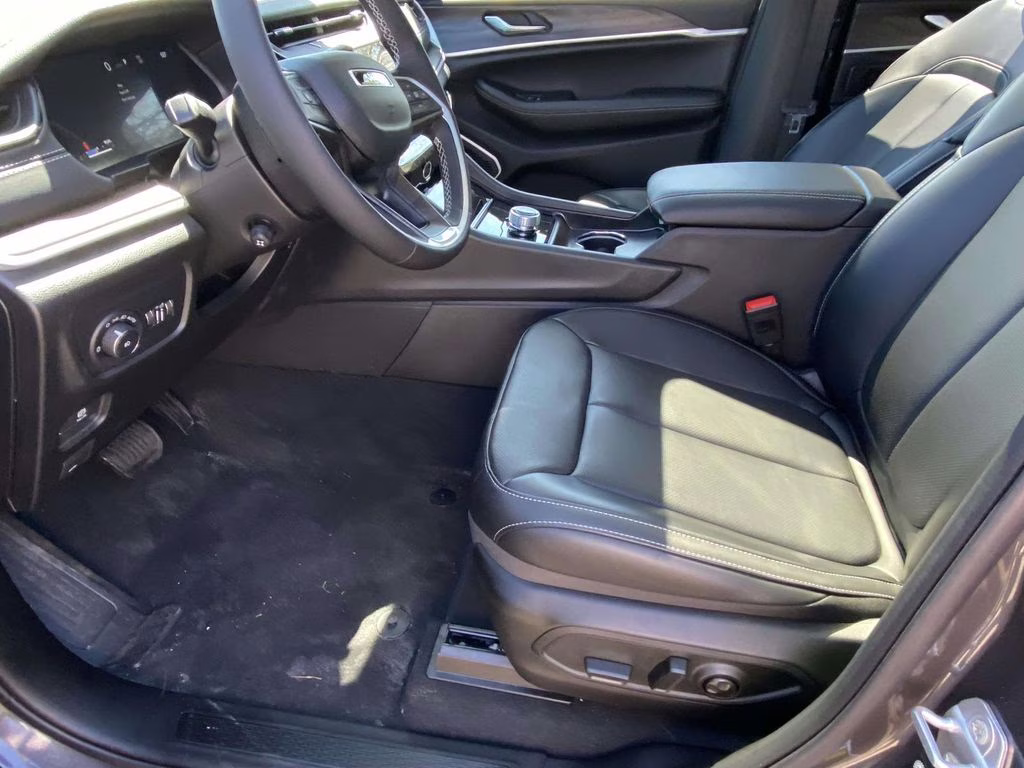 2026 Baltic Gray Metallic Clearcoat Jeep Grand Cherokee L Limited RWD SUV