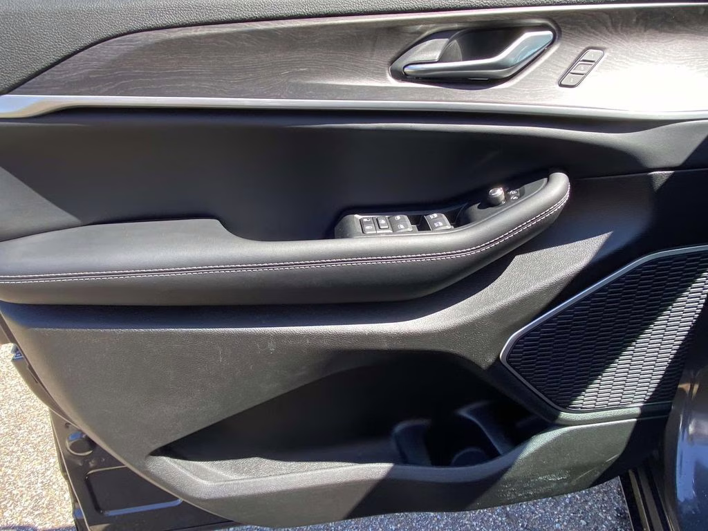 2026 Baltic Gray Metallic Clearcoat Jeep Grand Cherokee L Limited RWD SUV