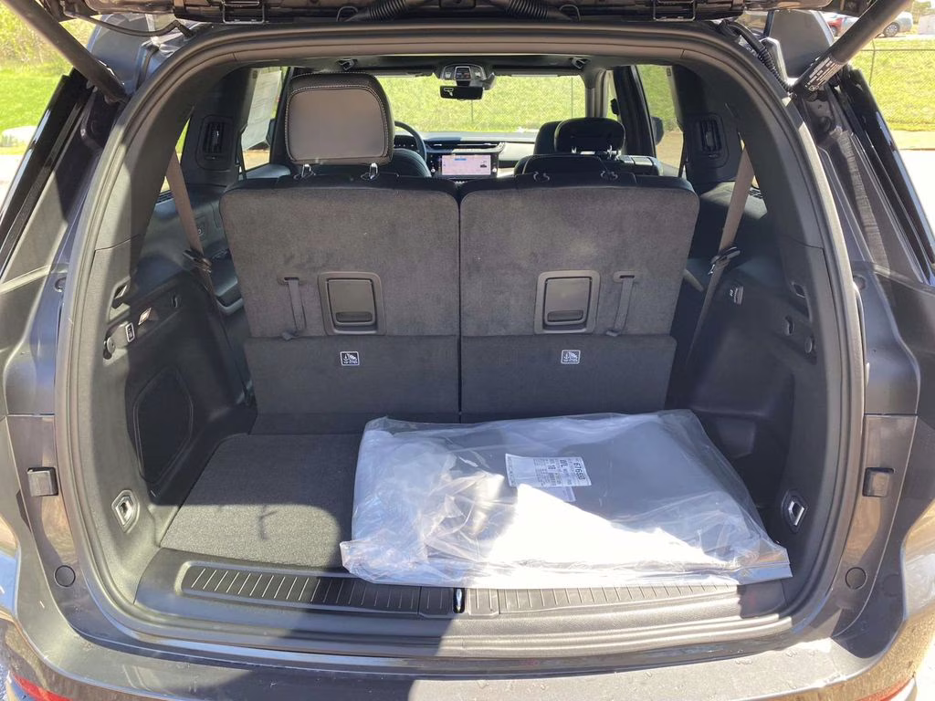 2026 Baltic Gray Metallic Clearcoat Jeep Grand Cherokee L Limited RWD SUV