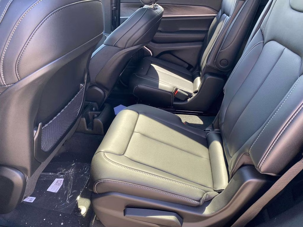 2026 Baltic Gray Metallic Clearcoat Jeep Grand Cherokee L Limited RWD SUV