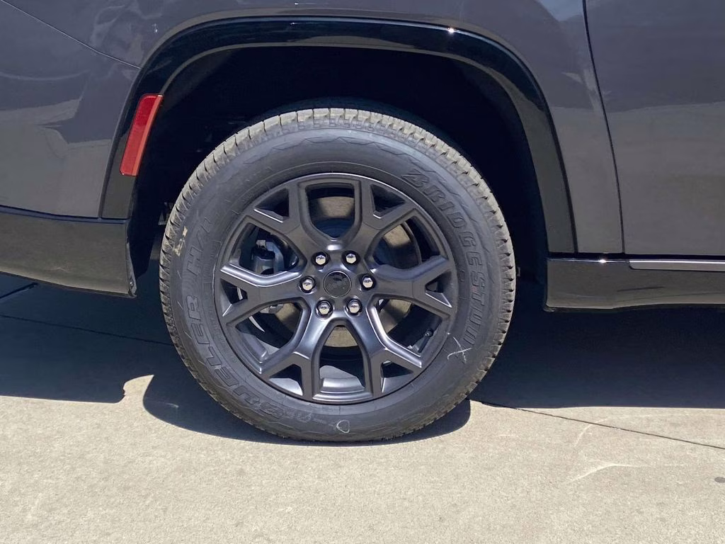 2026 Baltic Gray Metallic Clearcoat Jeep Grand Wagoneer L Limited Altitude 4X4 SUV