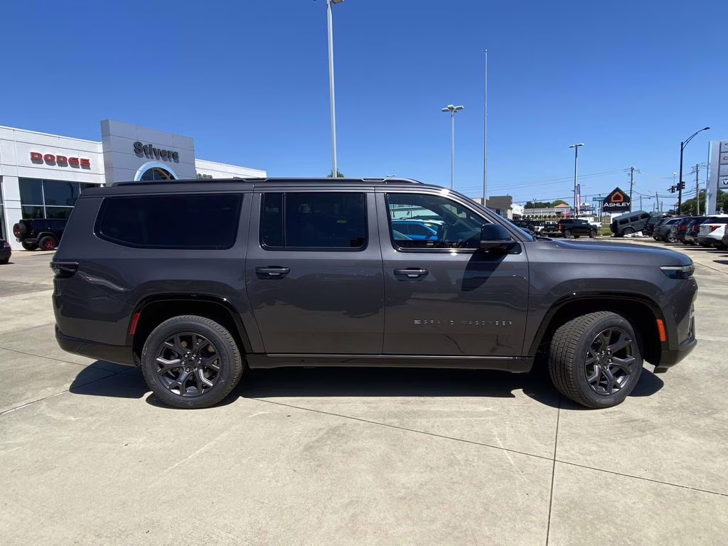 2026 Baltic Gray Metallic Clearcoat Jeep Grand Wagoneer L Limited Altitude 4X4 SUV