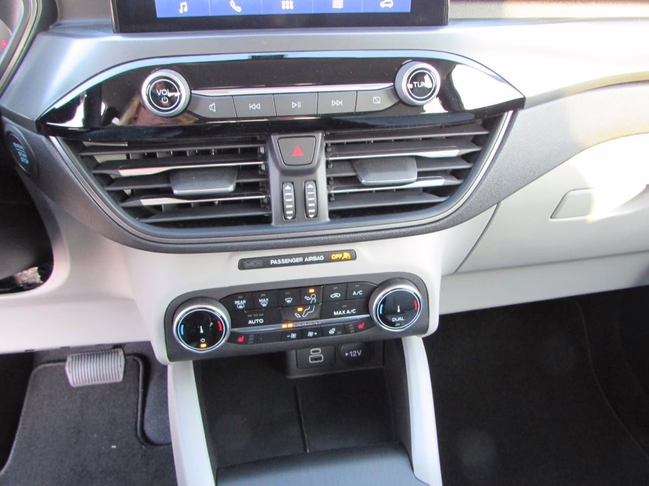 2026 Carbonized Gray Metallic Ford Escape Active FWD SUV