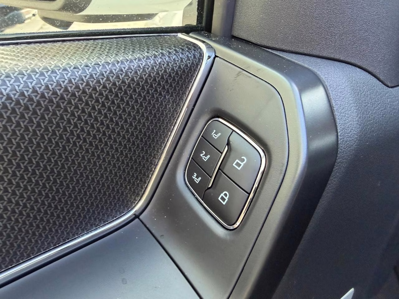 2026 Oxford White Ford F-150 Raptor 4X4 Truck