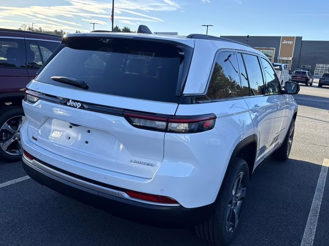 2026 Bright White Clearcoat Jeep Grand Cherokee Limited RWD SUV