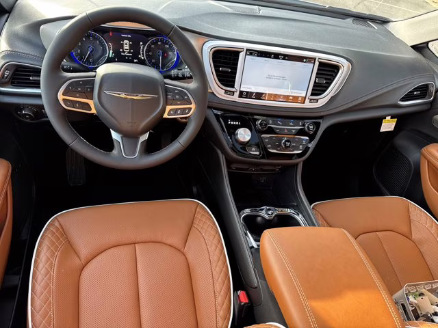 2026 Bright White Clearcoat Chrysler Pacifica Pinnacle AWD Van