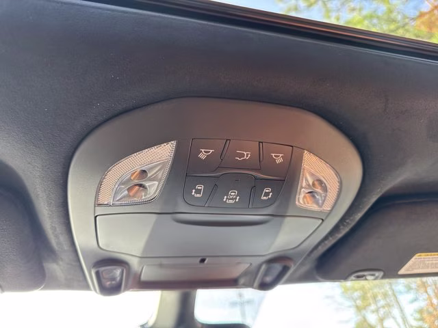 2026 Bright White Clearcoat Chrysler Pacifica Pinnacle AWD Van