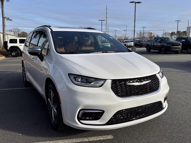2026 Bright White Clearcoat Chrysler Pacifica Pinnacle AWD Van