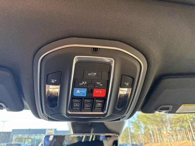 2026 Bright White Clearcoat Jeep Grand Cherokee Limited RWD SUV