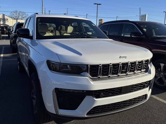 2026 Bright White Clearcoat Jeep Grand Cherokee Limited RWD SUV