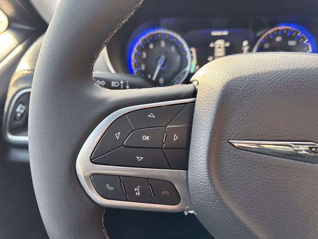 2026 Bright White Clearcoat Chrysler Pacifica Pinnacle AWD Van