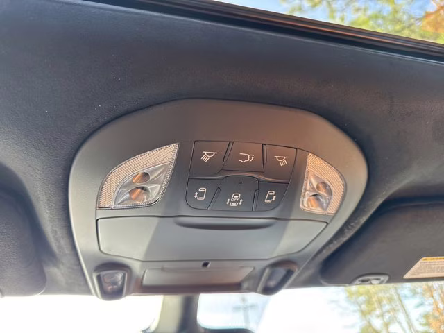 2026 Bright White Clearcoat Chrysler Pacifica Pinnacle AWD Van