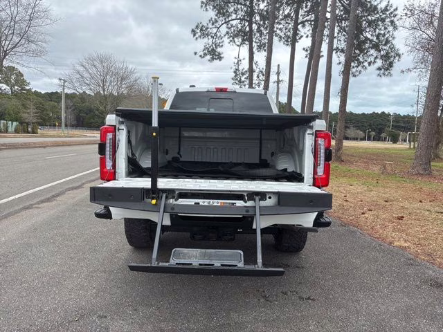 2024 White Metallic Ford Super Duty F-250 SRW Platinum 4X4 Truck