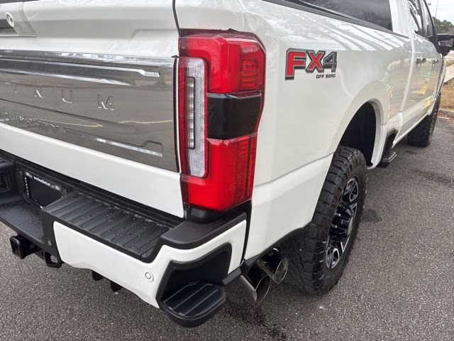 2024 White Metallic Ford Super Duty F-250 SRW Platinum 4X4 Truck