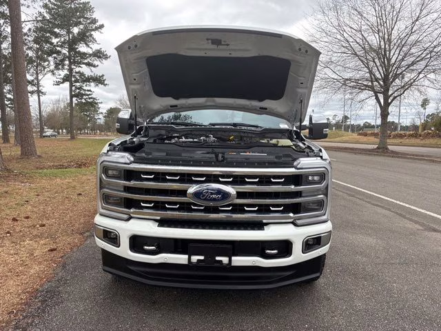 2024 White Metallic Ford Super Duty F-250 SRW Platinum 4X4 Truck