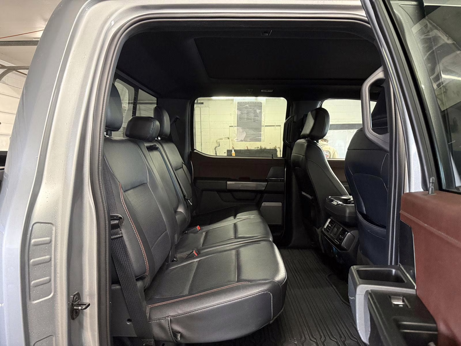 2022 Silver Ford F150 SUPERCREW LARIAT 4X4 Truck