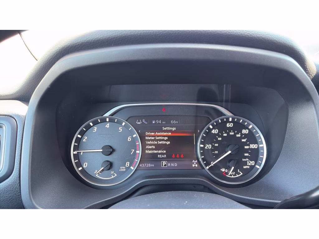 2023 Glacier White Nissan Titan SV 4X4 Truck