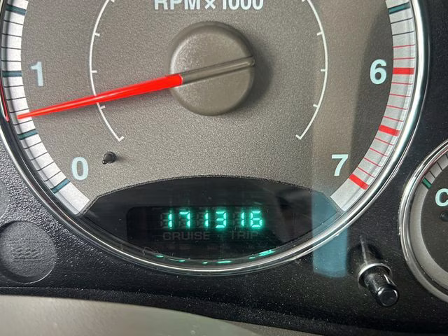 2005 Black Clearcoat Jeep Liberty Limited 4X4 SUV