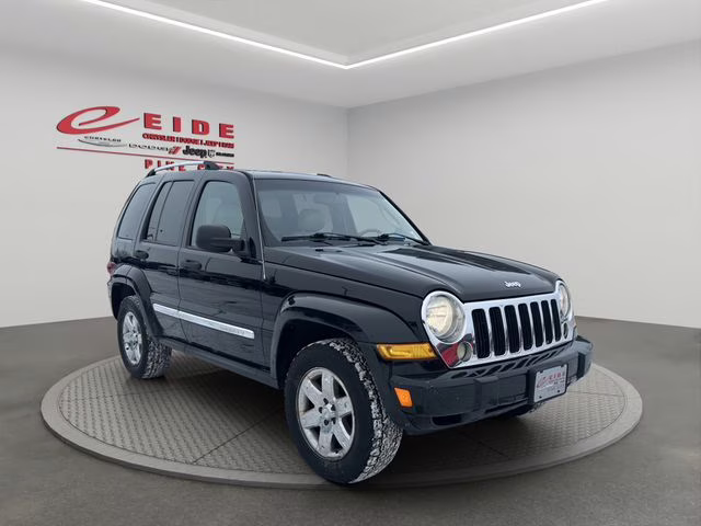 2005 Black Clearcoat Jeep Liberty Limited 4X4 SUV